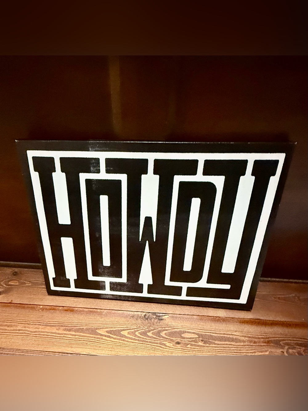 NWOT- “HOWDY” Black & White Canvas Wall Art Western Cowboy Farmhouse Decor